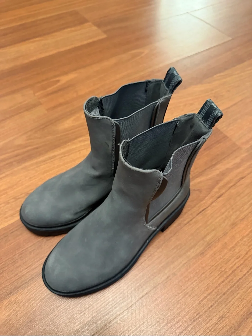 Men's Grey Chelsea Boots - Sleek Slip-On Dress Boot